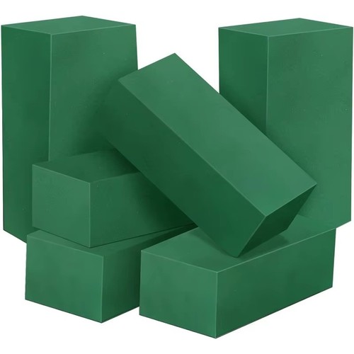 Premium wet florist foam - wet,