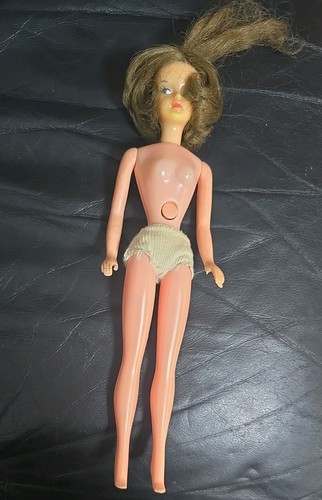 Vintage tressy doll - tressy, with