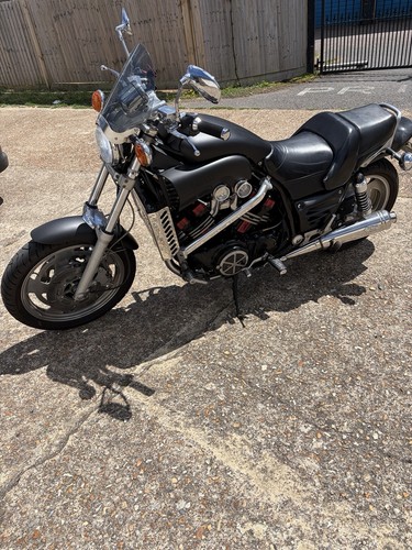 Yamaha vmax 1200 full power - 1200,