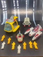 Small Bundle Of Vintage Manta