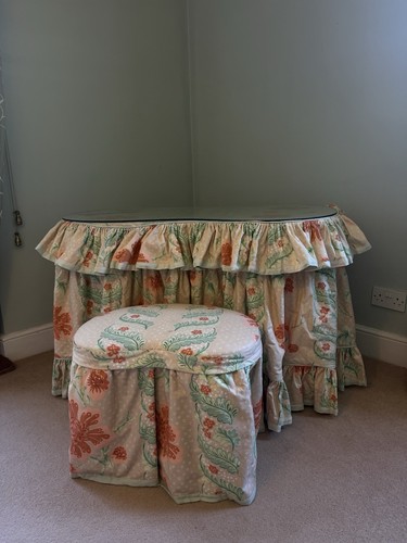 Kidney dressing table drawer - kidney,