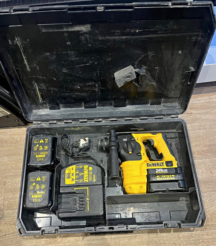 Dewalt dc223 24v cordless - dewalt,
