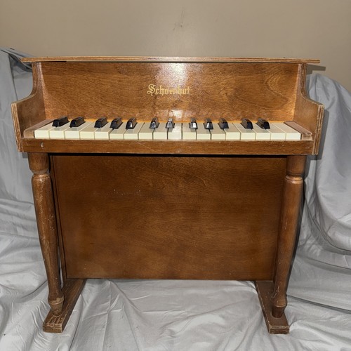 Vintage working schoenhut - vintage,