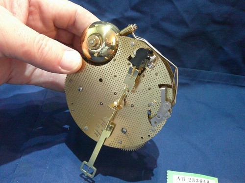 Hermle clock movement 131 - clock,