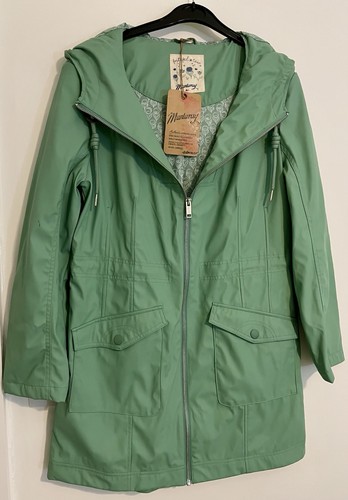 Brand new with tags mantaray - brand,