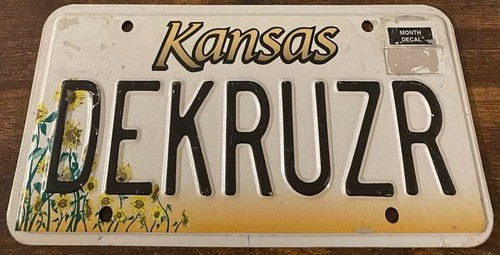 Dekruzr vanity license plate - dekruzr,