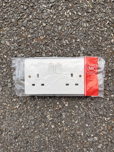 13a 250v dp switch - 13a, 250v-