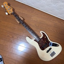 Squier JV Serial Jazz Bass