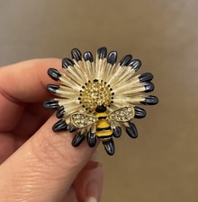 Buckingham Jewellery Enamel &