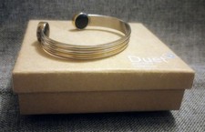 Bioflow Duet Magnetic Gold Silver 2-Tone Bracelet Bangle Size Small Ex Cond