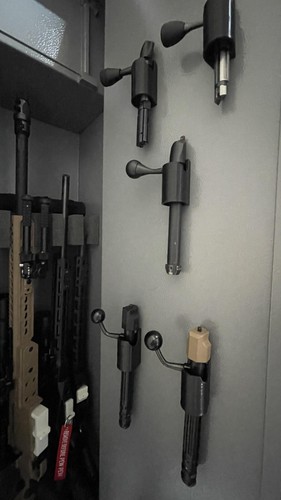 Magnetic rifle bolt holder - magnetic,,