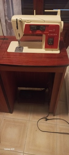 Singer sewing machine - sewing, 6740