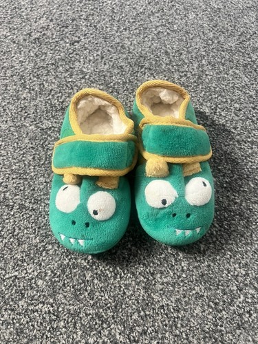 Toddler green slippers baby - toddler,