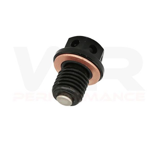 Engine oil sump - oil, bolt