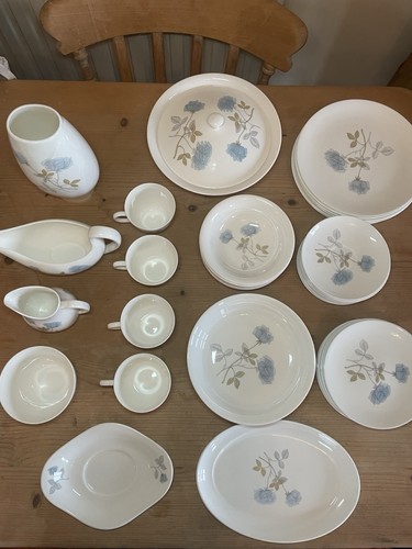 Wedgwood ice rose china set - ice,