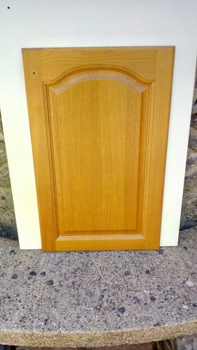 Solid light oak wood - solid,