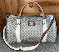 River Island Signature Print