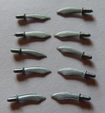 10 Timpo Toys Indian Knives