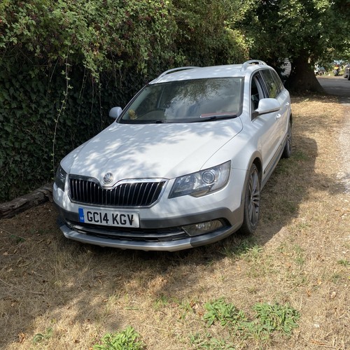 Skoda superb estate tdf - superb, 4x4