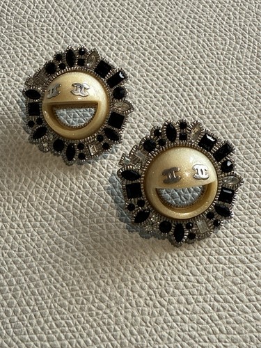 Chanel logo earrings - logo, cc