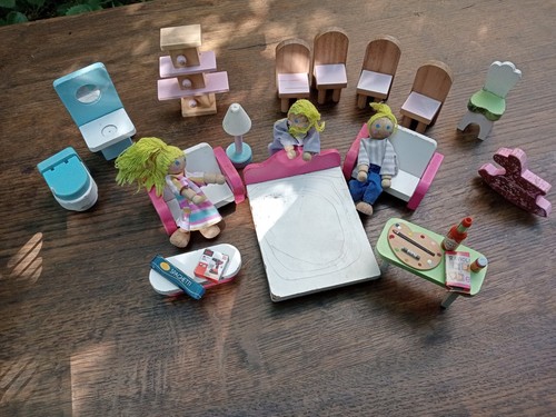 Vintage dolls house - vintage,