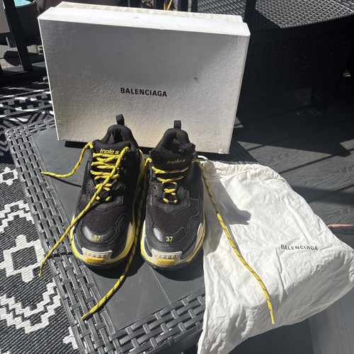 Authentic balenciaga triple - authentic,