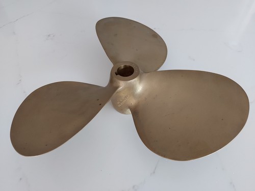 Bronze propeller right - propeller, x