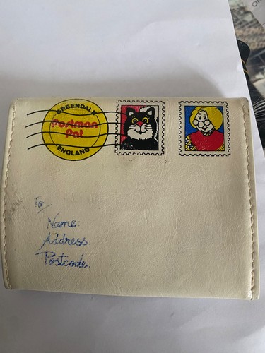 Postman pat 1983 wallet coin - postman,