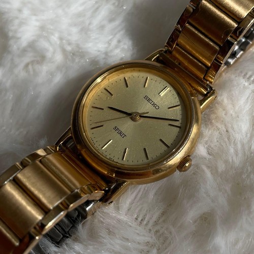 Seiko wristwatch junk item - seiko,