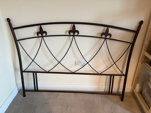 Gothic style metallic bed - metallic,