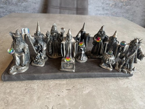 Myth and magic figures - ,