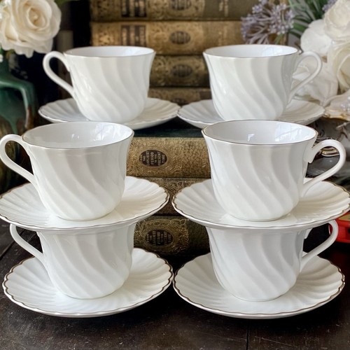 Wedgwood gold chelsea - ‘gold, chelsea’
