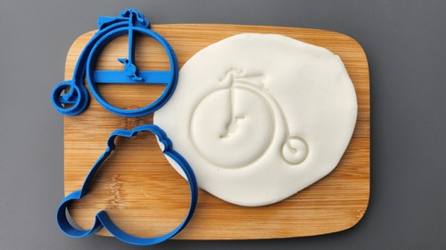 Penny farthing bicycle biscuit - penny,