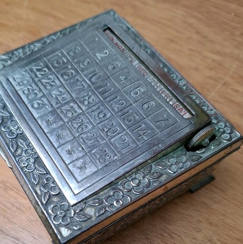 Vintage perpetual desk - vintage,