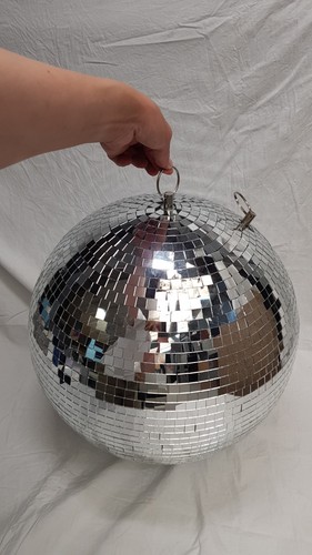 Shiny tiled mirror - tiled,