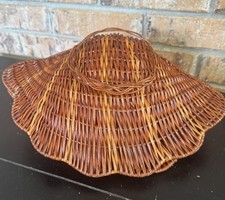 Vintage Handwoven Wicker Clamshell Basket Folding Seashell Coastal Cottagecore