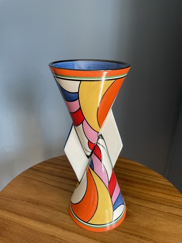 Wedgwood clarice cliff - 9", ltd
