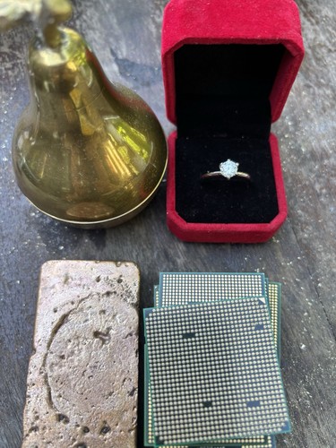 Cpu gold chips and pins - cpu,