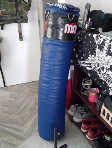 Max blue boxing hanging punch - blue,