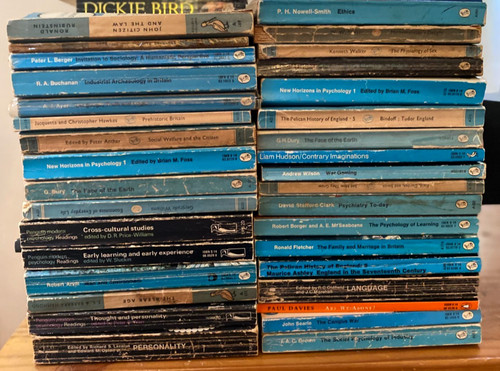 Mix penguin pelican books - of, penguin/pelican