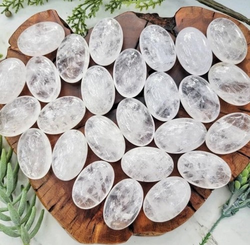 Clear quartz crystals - clear,