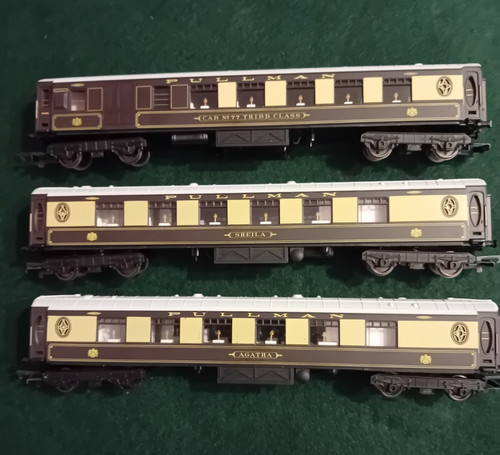 Hornby pullman coaches - pullman,