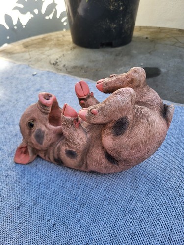 Guzzler pig wine - , holder