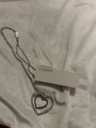 Oasis necklace new with tag - necklace,