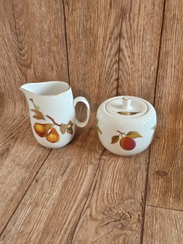Vintage royal worcester - royal,