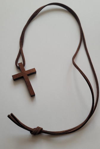 Necklace cross pendant