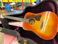 GIBSON J-45 DELUXE Acoustic Guitar