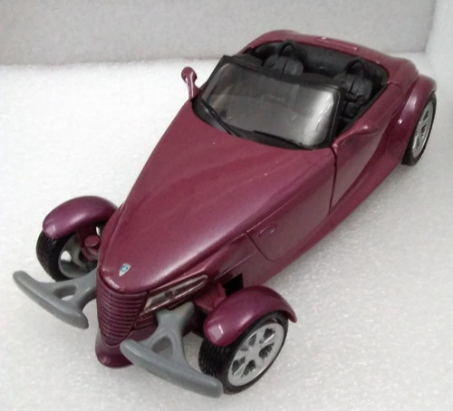 Maisto burgundy purple - 1:24, burgundy/purple