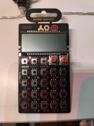 Teenage engineering 28 - teenage,