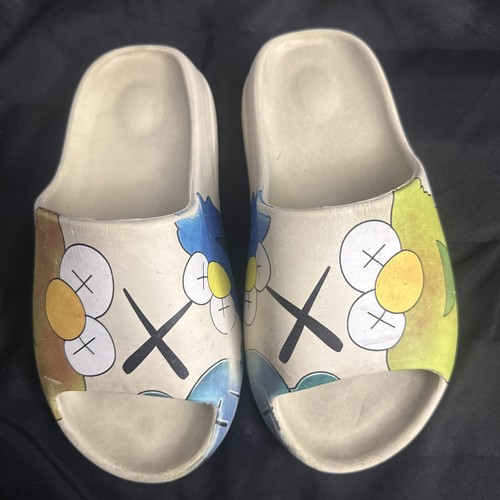Elmo beige cartoon - cartoon, slippers